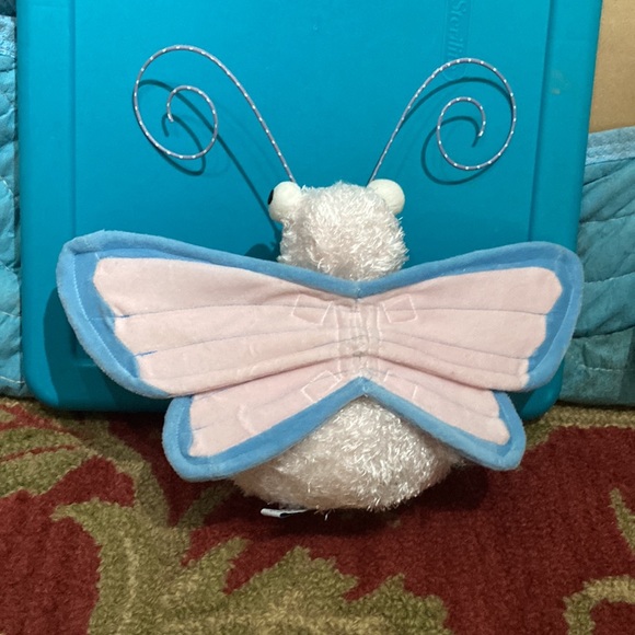 Geppeddo butterfly porcelain face doll - Picture 4 of 4